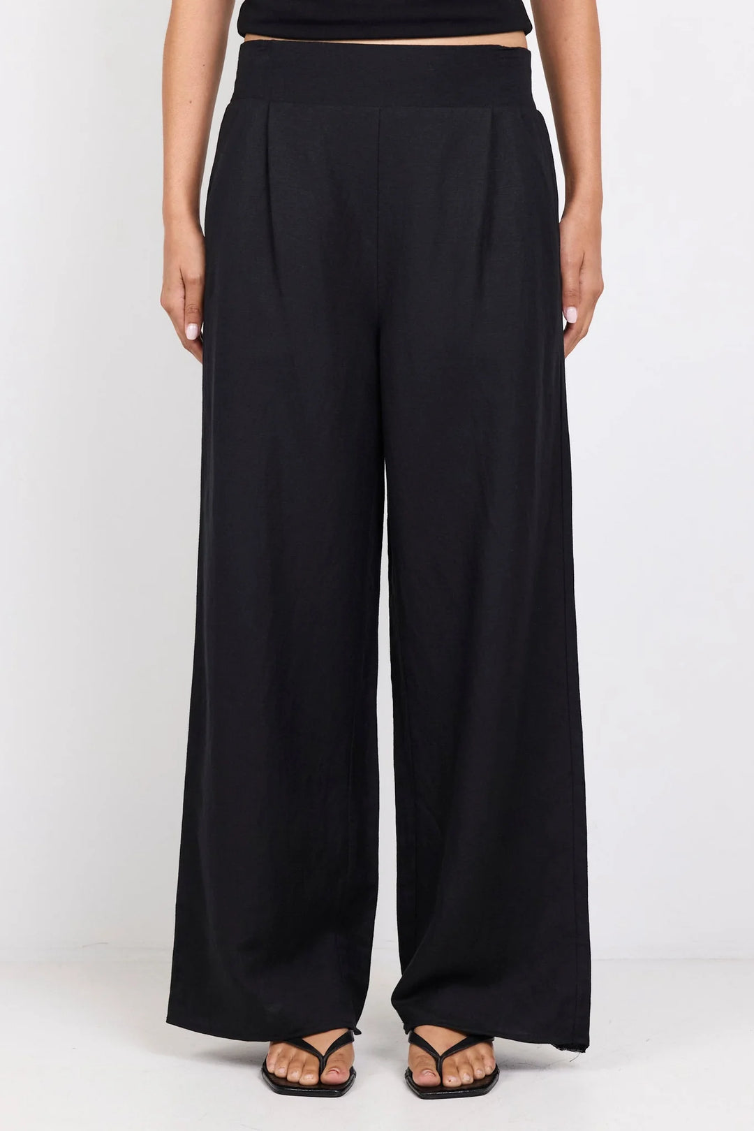 Guardian Black Petite Linen Viscose Elastic Back Pants