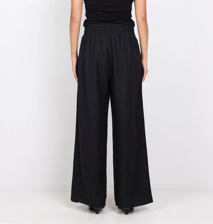 Guardian Black Petite Linen Viscose Elastic Back Pants