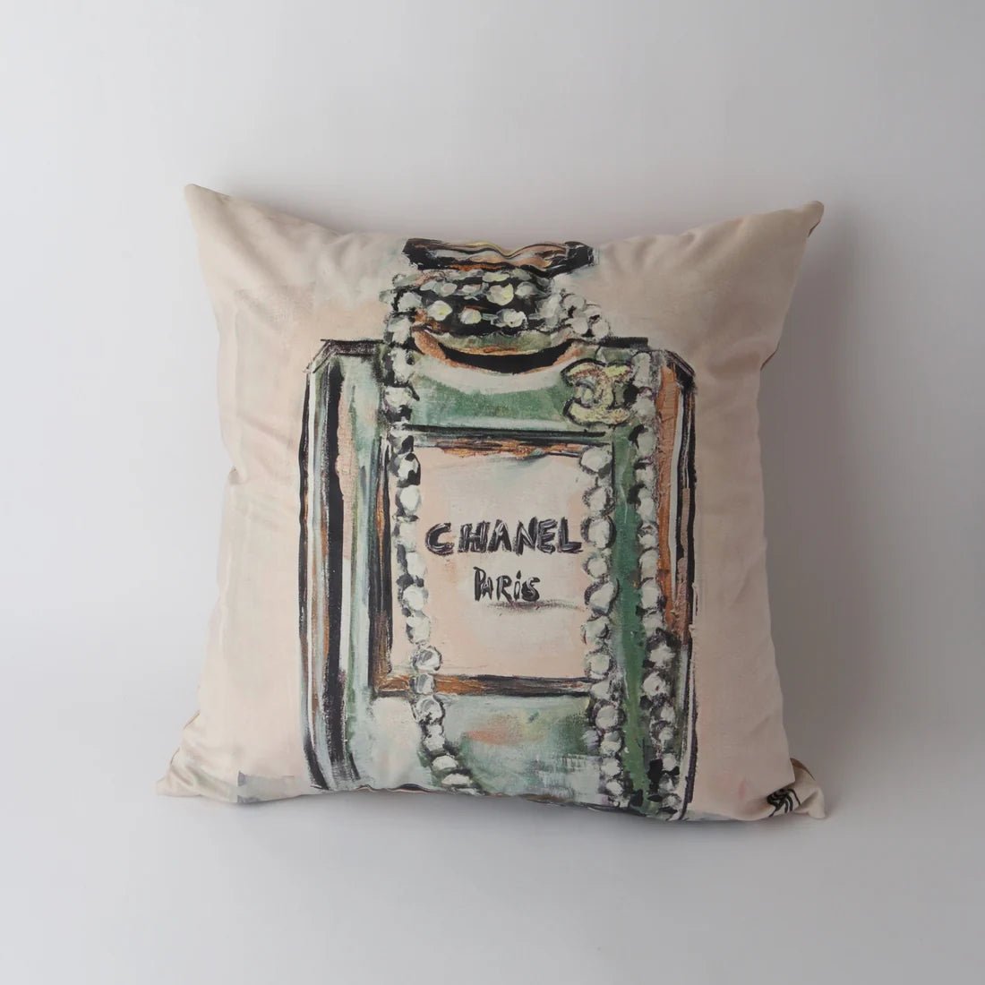 Art Cushion Velvet Chanel/Pearls - Chillis & More NZ