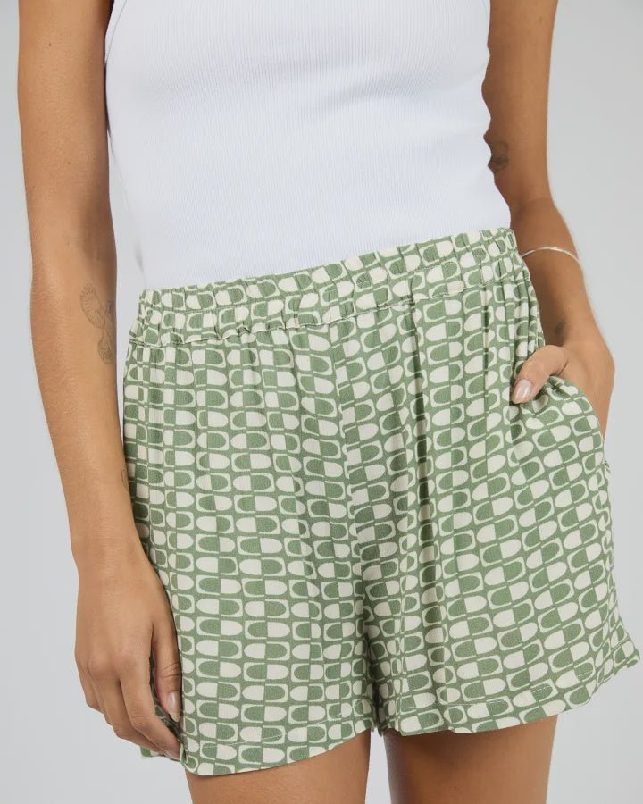 Bonnie Short - Print - Chillis & More NZ