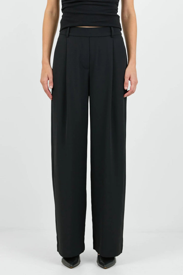 Business Black Wide Leg Pleat Front Pants - Chillis & More NZ