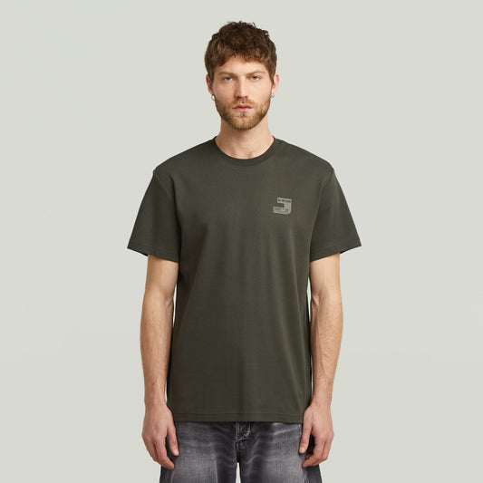 Chest Logo R Tee - Asfalt - Chillis & More NZ