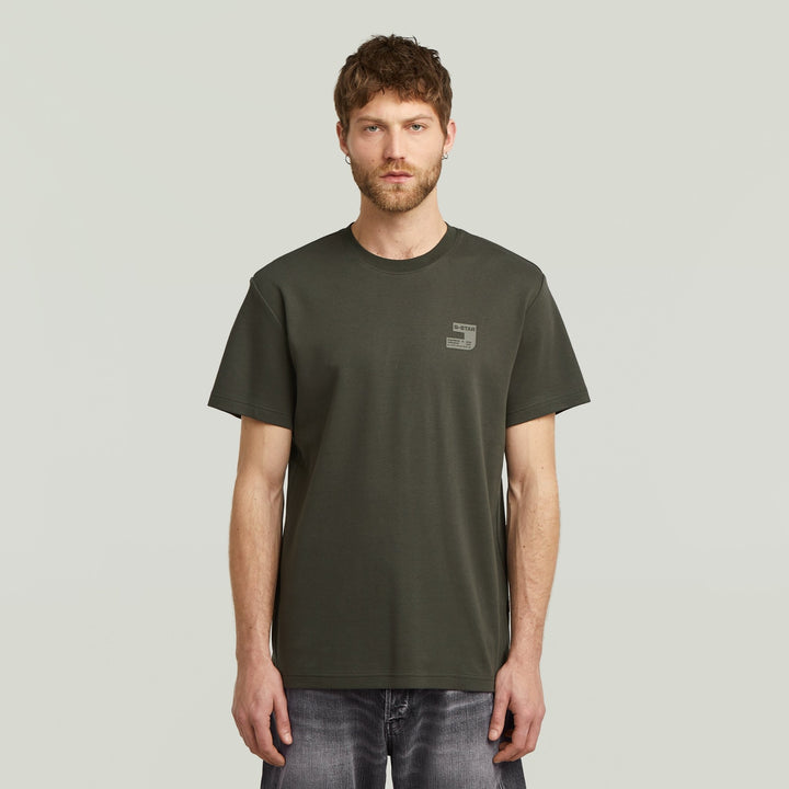 Chest Logo R Tee - Asfalt - Chillis & More NZ