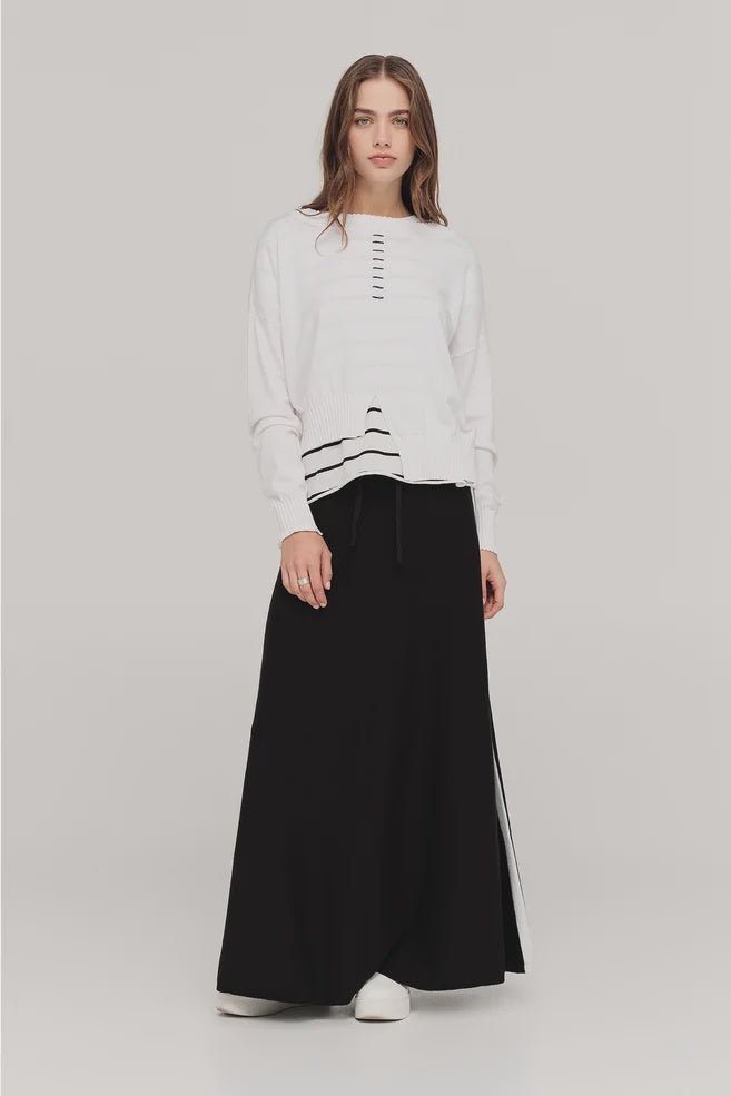 Complacent Skirt - Black/Ivory - Chillis & More NZ