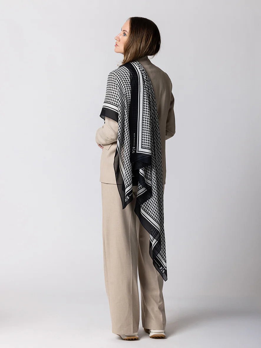 Dark Hampton - The Hunter Scarf - Chillis & More NZ