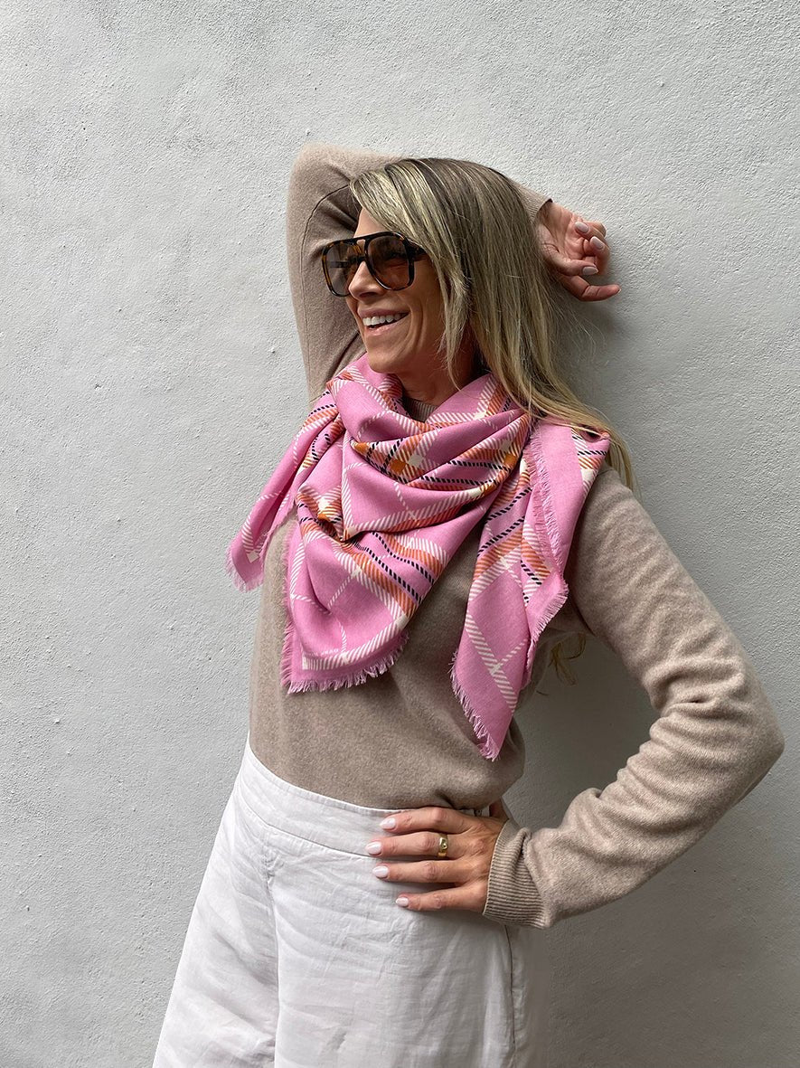 Dark Hampton - The McRae Wool Silk Scarf - Chillis & More NZ