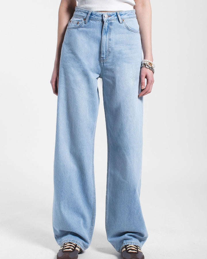 Donna High Relaxed Jeans - Stream Light Used - Chillis & More NZ