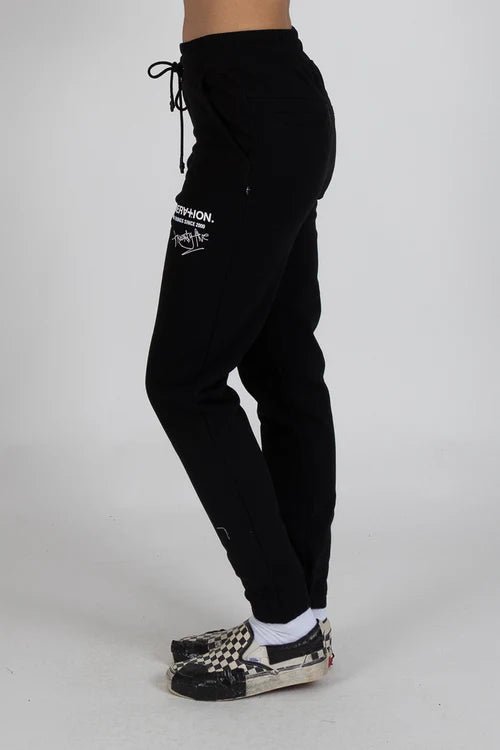 Game Trackie Signed Print 25 - Black - Chillis & More NZ