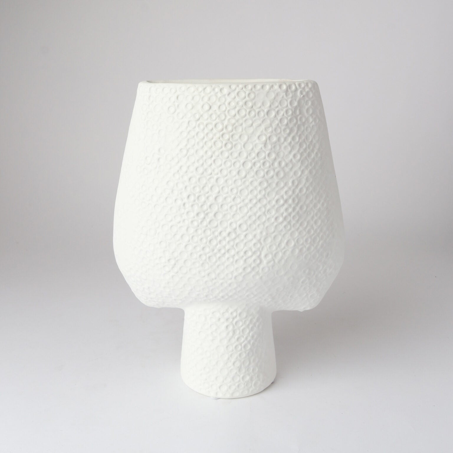 Gia Vessel Vase - Chillis & More NZ