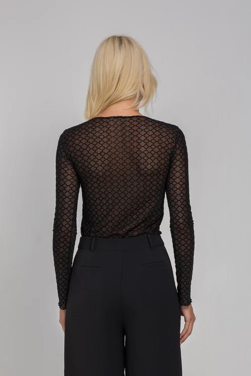 Gigi Top - Black Quatrefoil - Chillis & More NZ