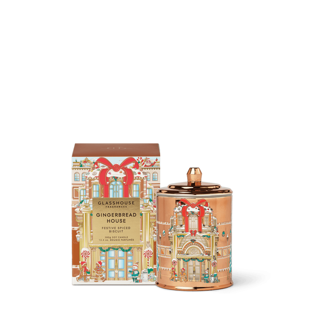 Gingerbread House 380g Candle X25 - Chillis & More NZ
