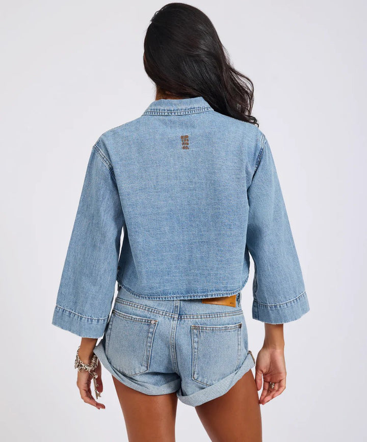 Gracie Cropped Denim Shirt - Chillis & More NZ