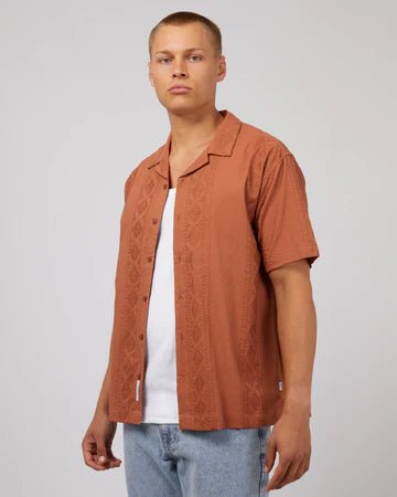 Hendricks SS Shirt - Tan - Chillis & More NZ