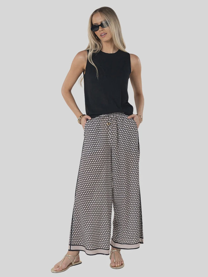 Hexi Pant - Back/Cream - Chillis & More NZ