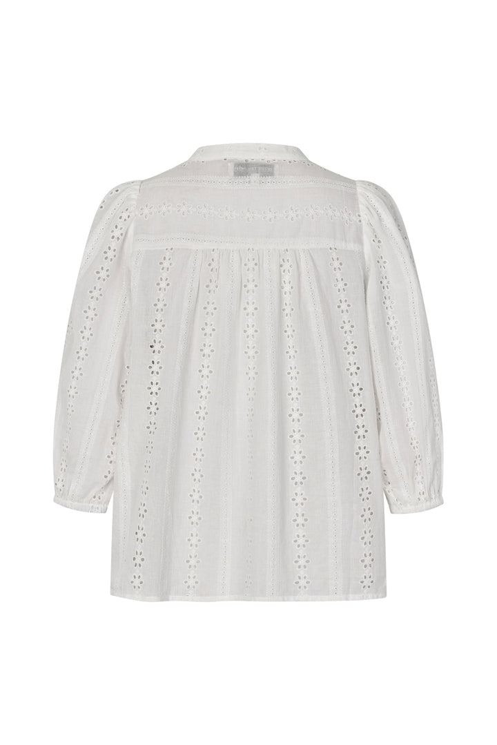 JuneLL Shirt 3/4 In White - Chillis & More NZ