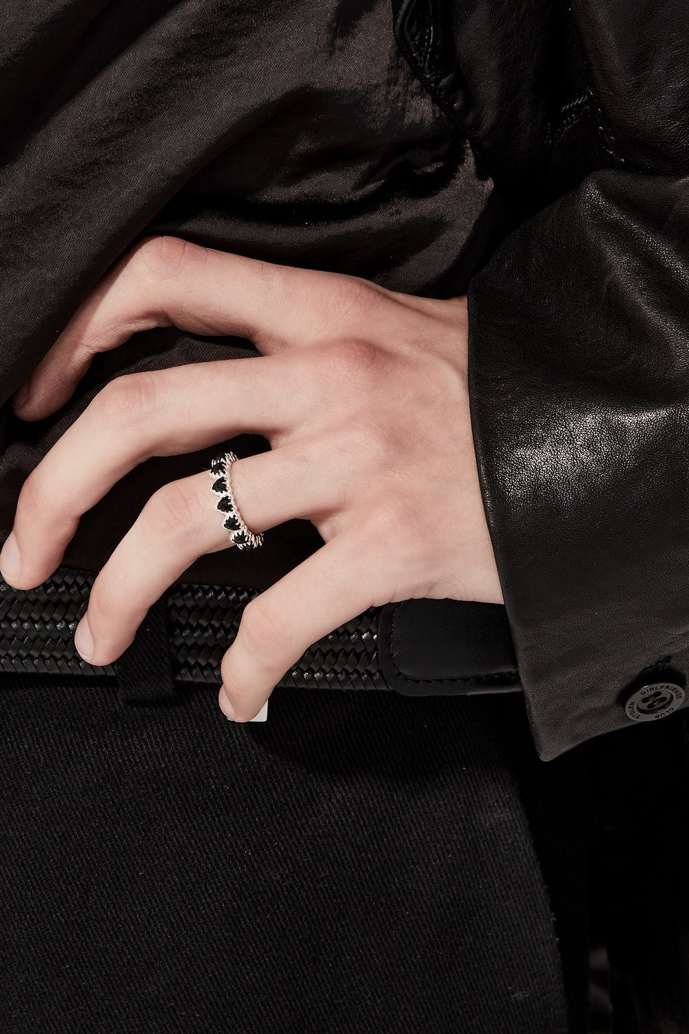 Love Claw Eternity Ring - Chillis & More NZ