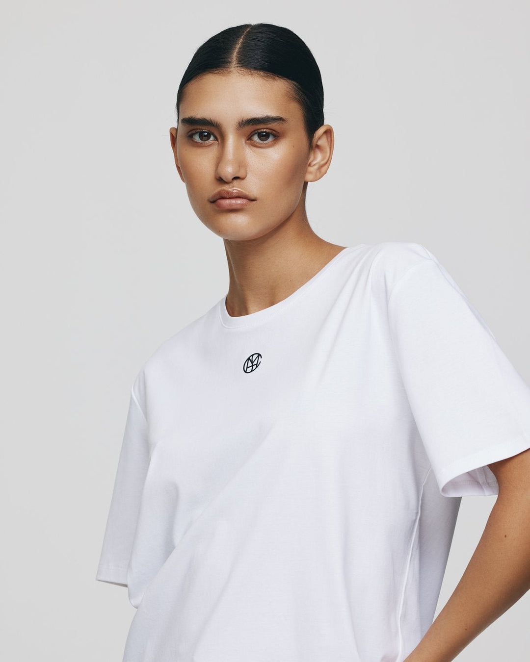 MSCH Melea Icon Tee - White/Black - Chillis & More NZ