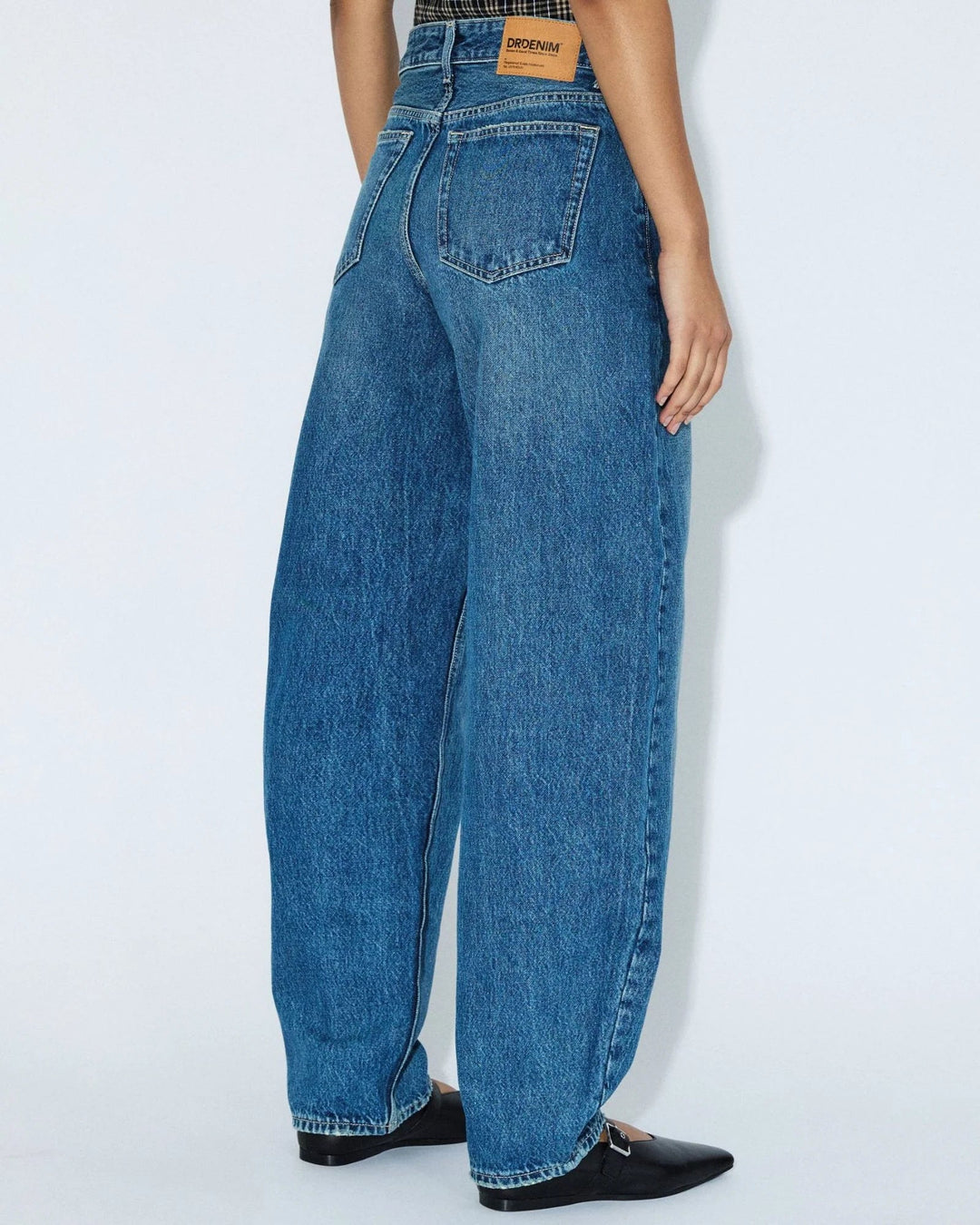 Nanci Barrel Jeans - Drift Mid Used - Chillis & More NZ