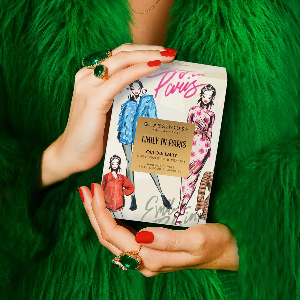 Oui Oui Emily 380g Candle - Chillis & More NZ