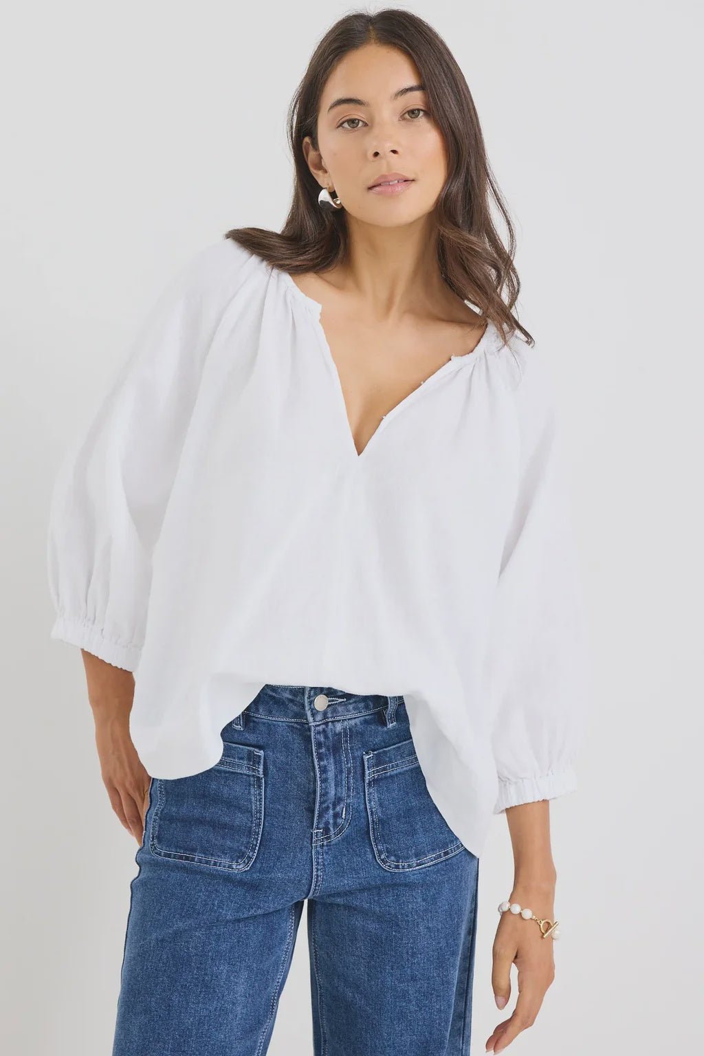 Revolutionary White Linen Relaxed Ls Top - Chillis & More NZ