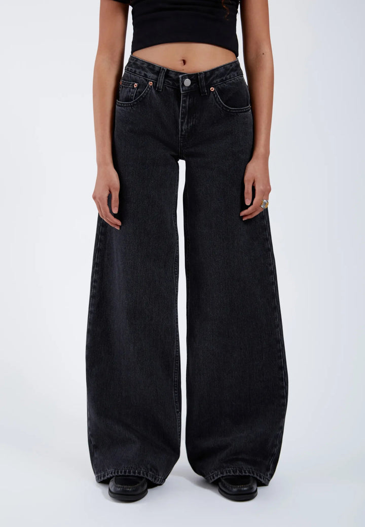 Rhue Jean - Retro Black - Chillis & More NZ