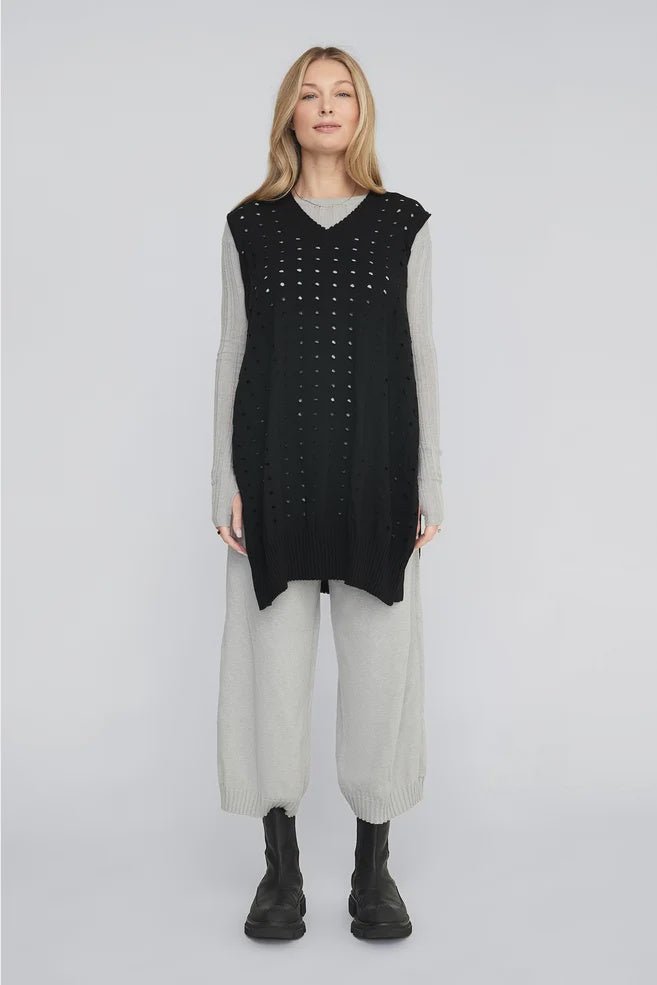 Textured Assemble Vest - Black - Chillis & More NZ