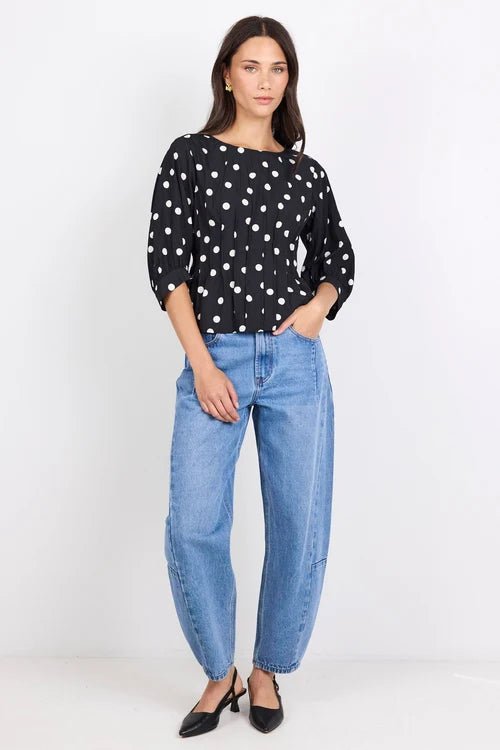 Theatrical Black Polka Dot Pintuck Shaped SS Top - Chillis & More NZ