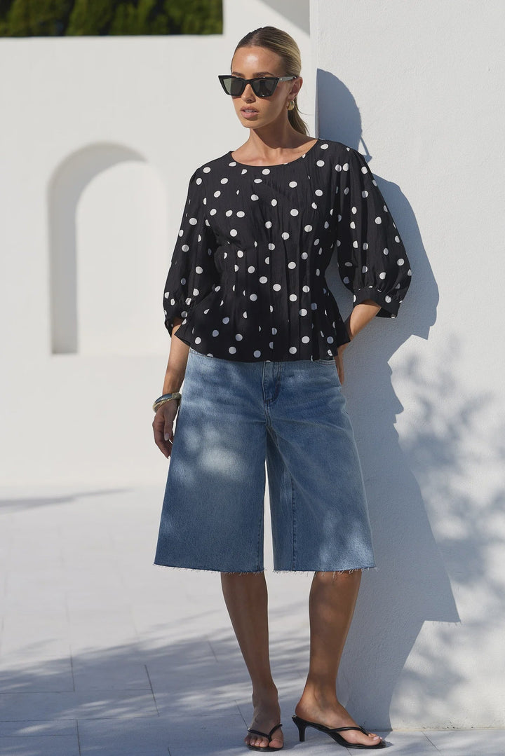 Theatrical Black Polka Dot Pintuck Shaped SS Top - Chillis & More NZ