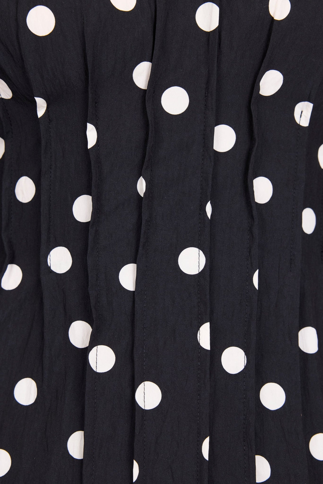 Theatrical Black Polka Dot Pintuck Shaped SS Top - Chillis & More NZ