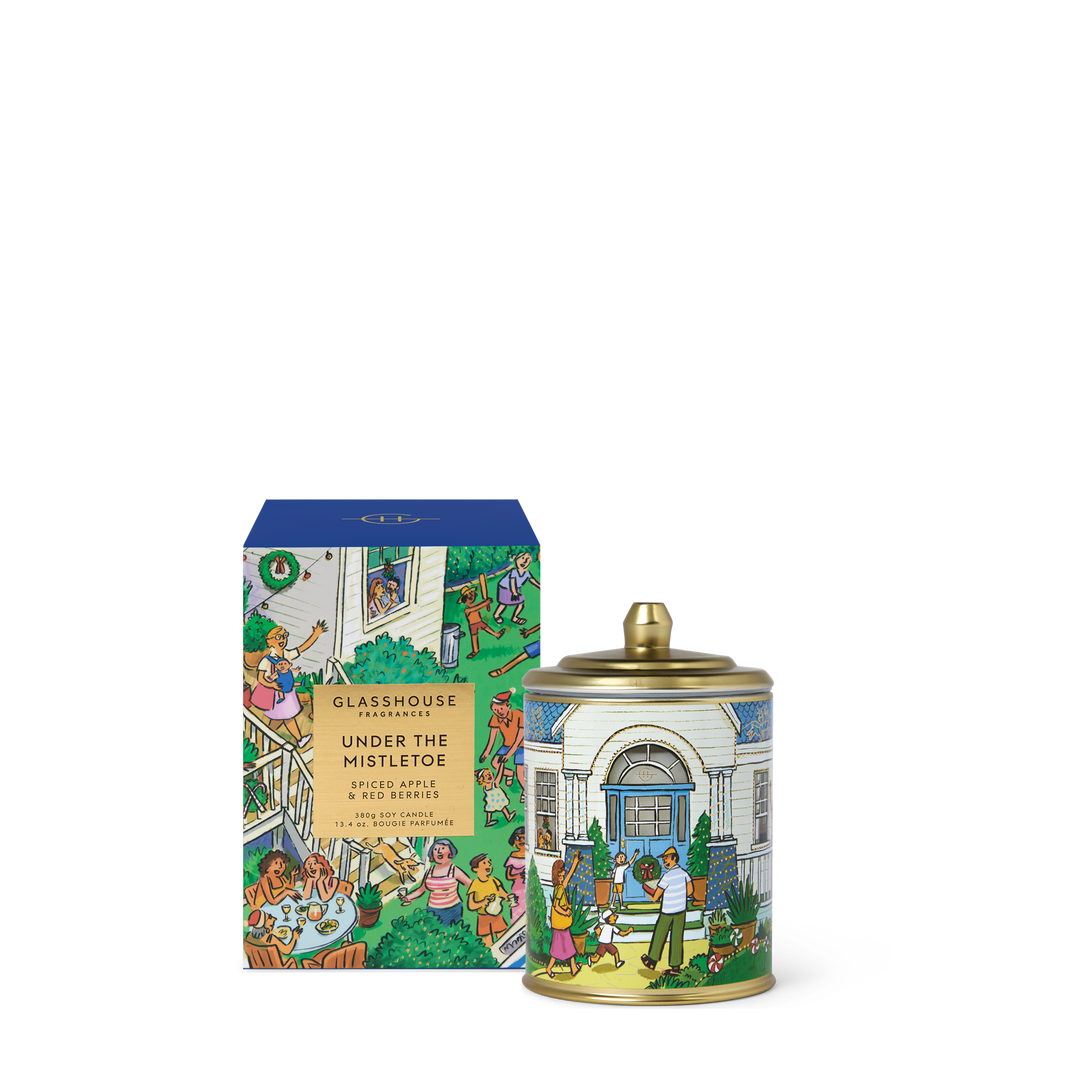 Under The Mistletoe 380g Candle X26 - Chillis & More NZ