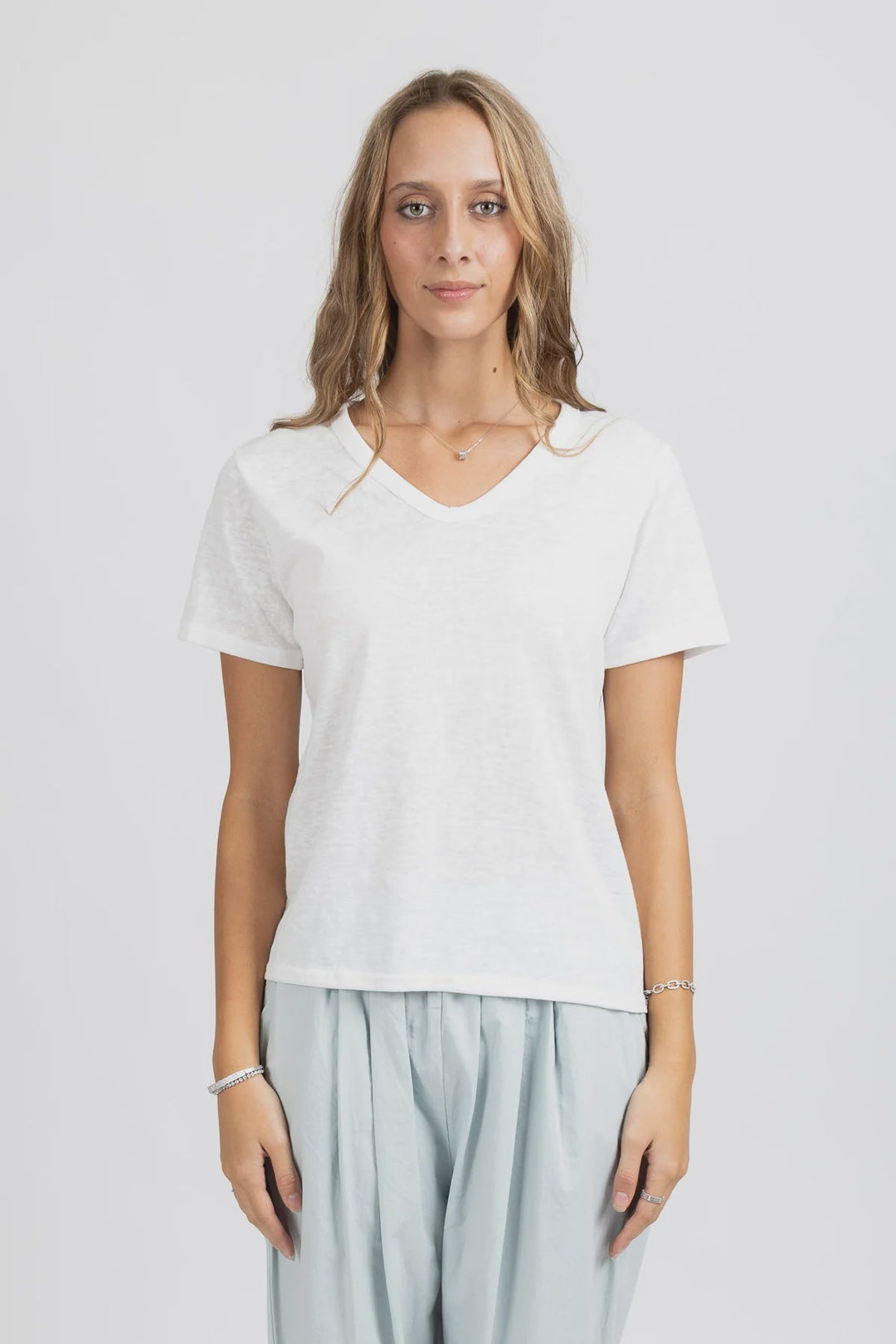 V Please Tee - White - Chillis & More NZ