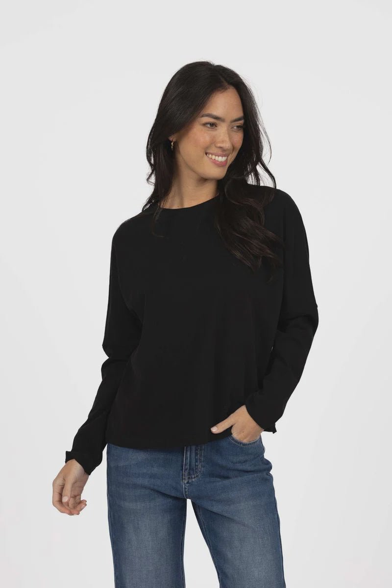 Wildfire L/S Tee - Black - Chillis & More NZ