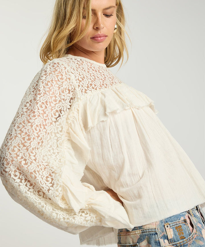 Willow Haven Longsleeve Blouse in Ivory - Chillis & More NZ