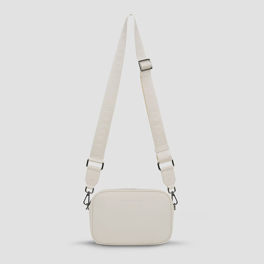 Plunder With Webbed Strap - Chalk - Chillis & More NZ
