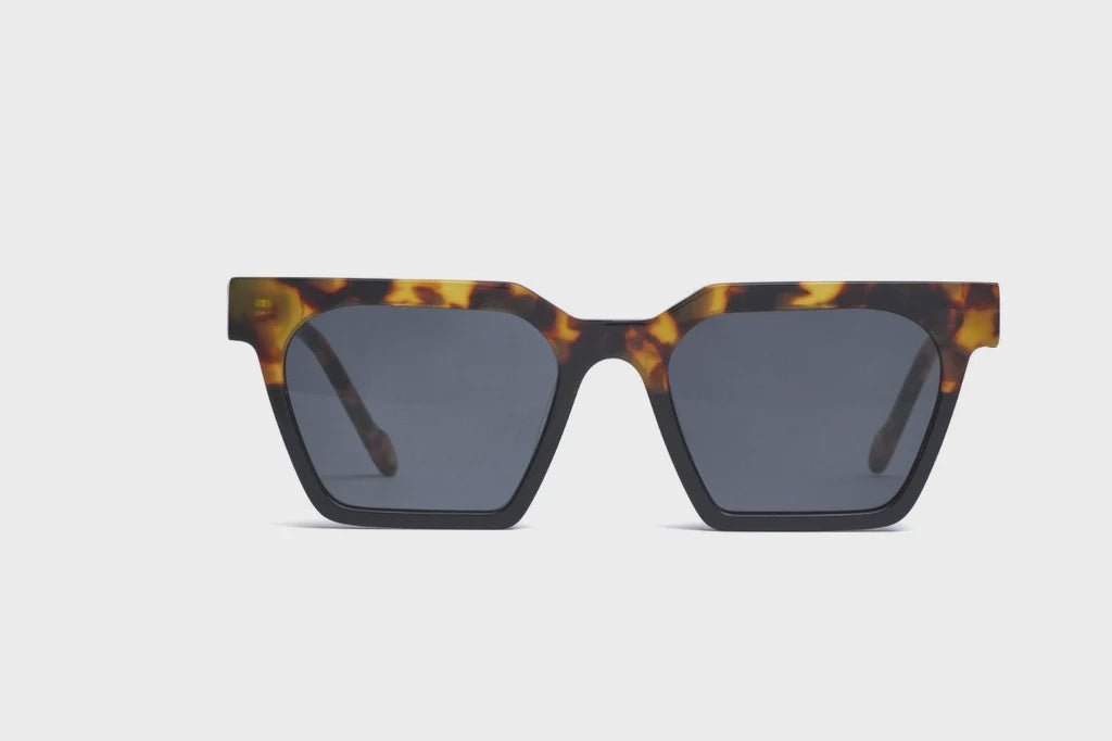 Useage Sunglasses - Black Tort 816 - Chillis & More NZ